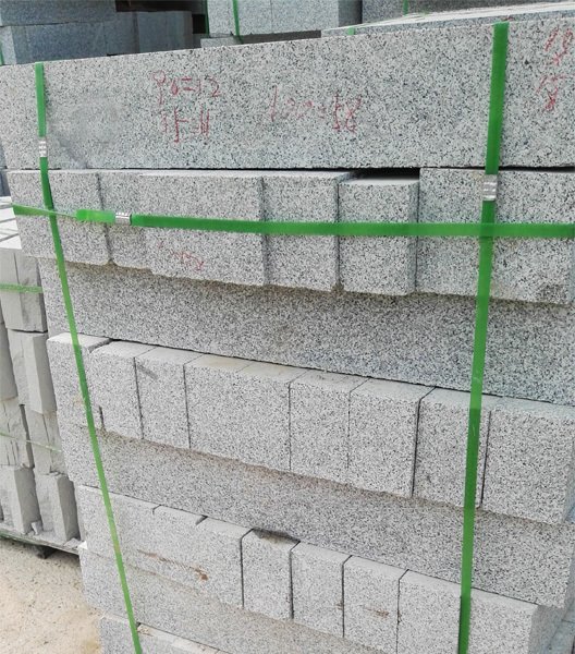 淺灰鎖邊石100X120 淺灰鎖邊石100X120