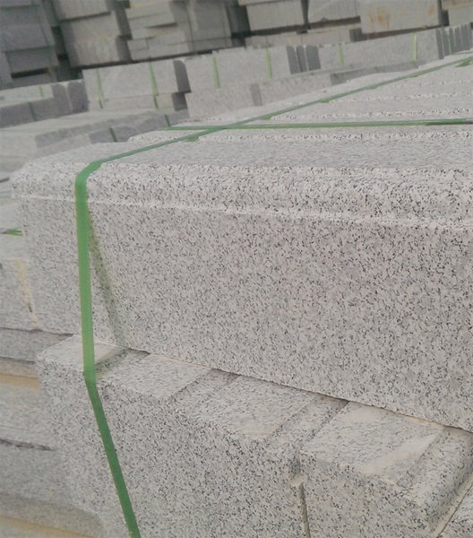 灰麻海棠邊路緣石1 灰麻海棠邊路緣石1