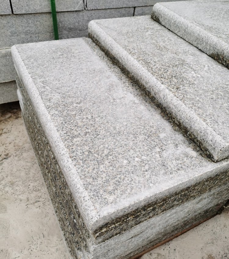 別墅園林黃銹石光面臺階石 別墅園林黃銹石光面臺階石