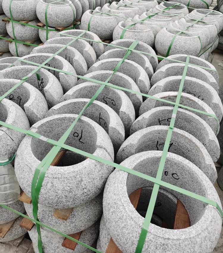 花崗巖空心柱墩石細(xì)節(jié)圖 花崗巖空心柱墩石細(xì)節(jié)圖