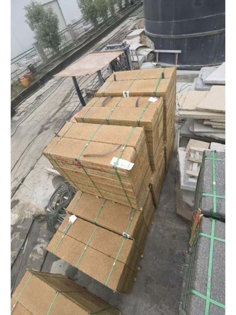 鋪地老麻石 鋪地老麻石